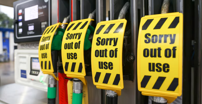 Fuel Crisis Persists in London: Urgent Need for Tanker Deliveries