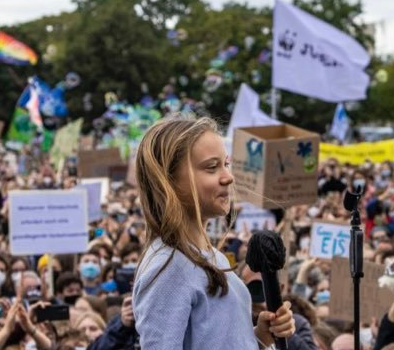 Greta Thunberg Criticises COP26 as Ineffective and Calls for Grassroots Action