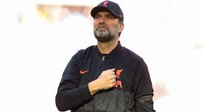 Klopp Plans Squad Adjustments Ahead of Liverpool’s Challenging Trip to Southampton
