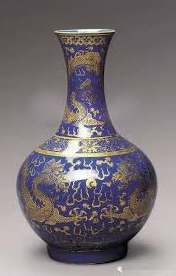 Chinese Vase Found in Kitchen Sells for £1.5 Million at Auction