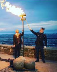 Edinburgh Castle Beacon Lit to Honour the Queen’s Platinum Jubilee