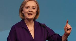 Liz Truss Channels Margaret Thatcher in Tory Leadership Debate Outfit